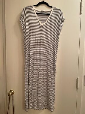 Zara White & Black Striped V-Neck Maxi Dress